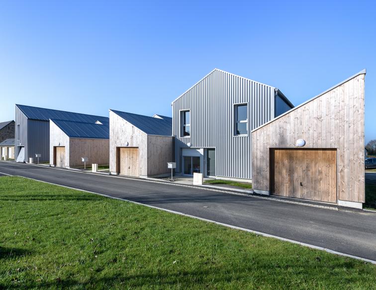 saint, sauveur, landes, ossature, bois, maisons, habitations, habitat, groupés, logement, logements, social, sociaux, bardage, bois, metal, metallique, architecte, laval, vitre, 53000, mayenne, fougeres, 35000, 35300, cf.architecture, cf, architecture, cfarchitecture,