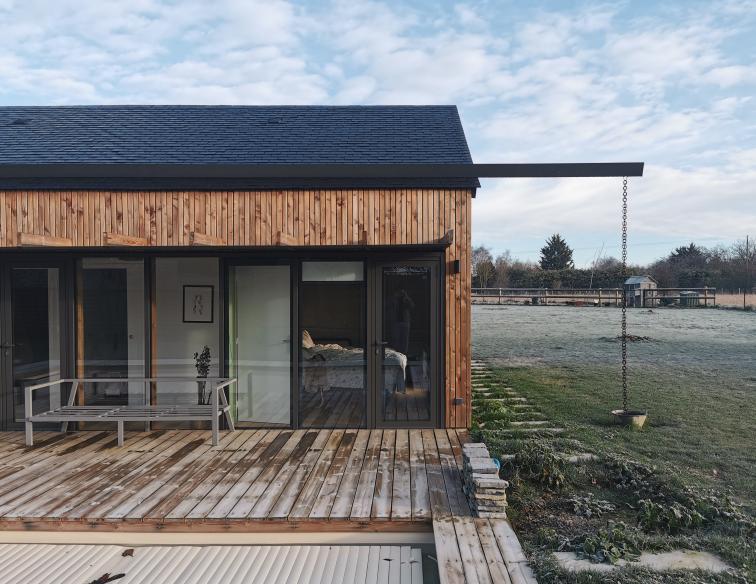 extension louverné mayenne longère bois ardoise joint creux architecture cf.architecture vitrage terrasse