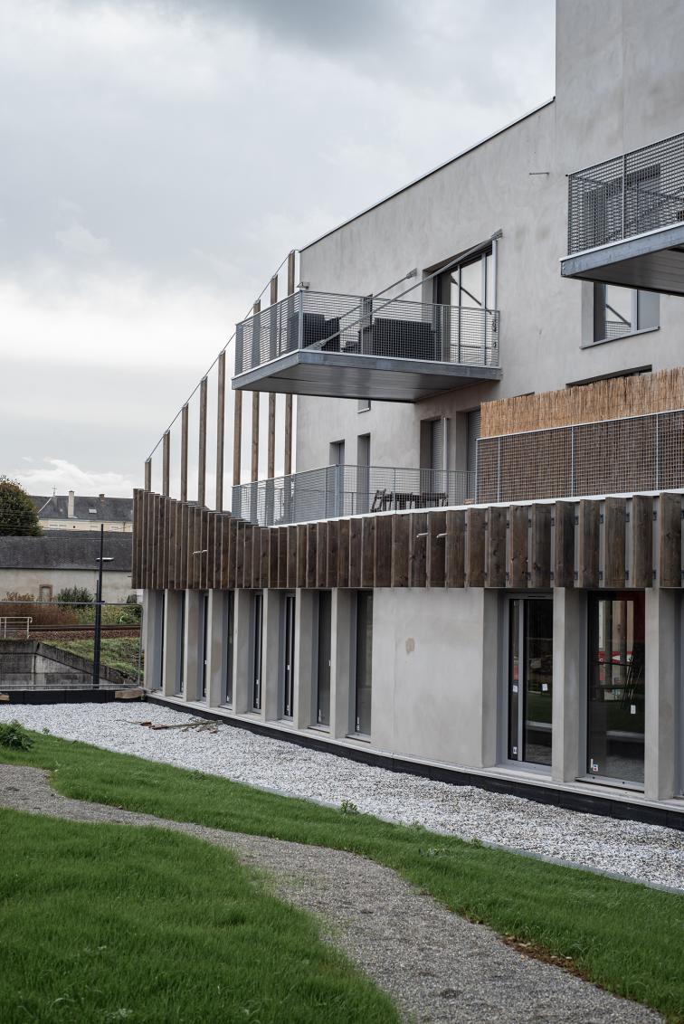 architecture mayenne 53 pays de la loire immeuble mixte double peau terrasse quartier ferrie