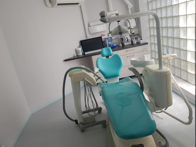 cabinet dentaire radiologie architecture 53 aménagement bleu