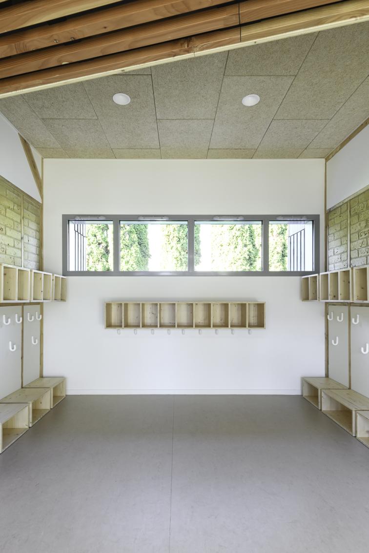 Vitré accueil périscolaire cf architecture terre crue bois écologie construction ar ruskenn