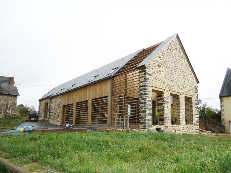 ossature bois rénovation transformation bâtiment agricole architecture 35