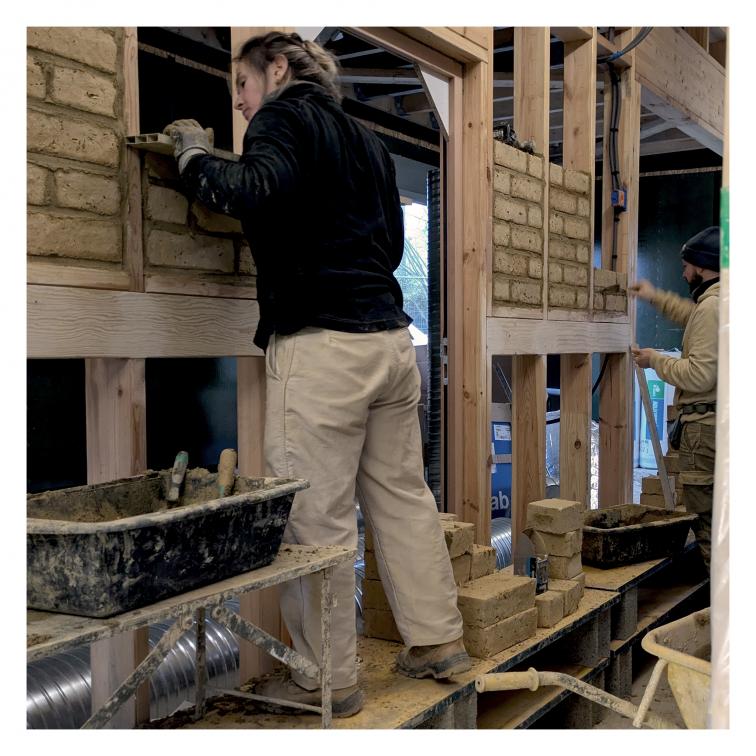 Vitré accueil périscolaire cf architecture terre crue bois écologie construction ar ruskenn